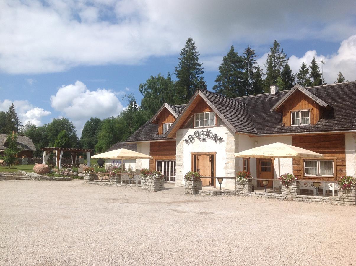 Maenniaru Puhkemajad Bo Ka Pubi Hotel Oru  Exterior photo